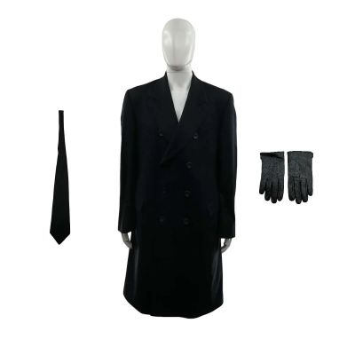 Tom Clancy’s Jack Ryan Ghost War M16 Chief Arnold Screen Worn Overcoat, Tie & Gloves Ch 2 Sc 158pt | VIP Fan Auctions