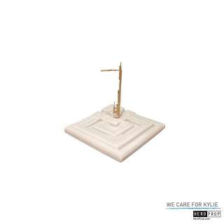 Lot 5 - Blade Runner (1982) Model Blimp Detailing & Display