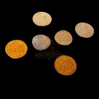 Pirates of the Caribbean: Curse of the Black Pearl - Pirate Coins - 32-47 | Icons of Pop Culture