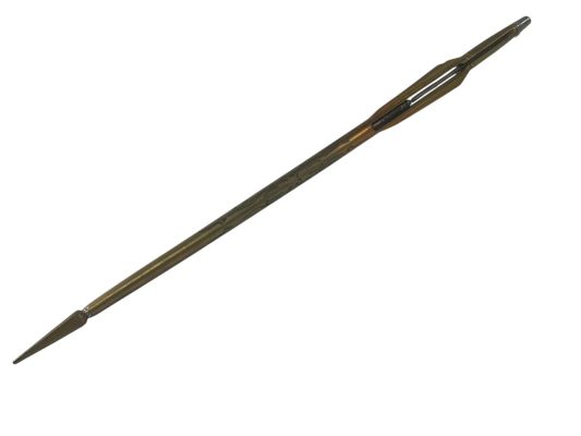 Lot 114 - Guardians of the Galaxy Vol. 2 (2017) - Yondu (Michael Rooker) Yaka Arrow | Hanlin Auction Service