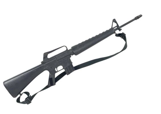 Lot 149 - Forrest Gump (1994) - Tom Hanks (Forrest Gump) Prop M16 Rifle | Hanlin Auction Service