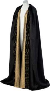 Cersei Lannister (Lena Headey) Black Faux Fur Cloak from Game of Thrones (HBO® Original 2011-2019, Season 4).
