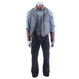 THE HATEFUL EIGHT (2015) - Lot 726 - Joe Gage‘s (Michael Madsen) Costume
