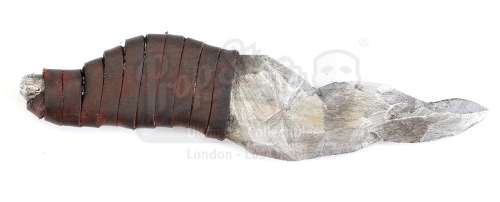 Star Trek: Discovery - Lot 163 - ‘The Escape Artist‘ (104) - Harry Mudd‘s (Rainn Wilson) Boot Knife