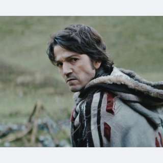 Star Wars: Rogue One - Star Wars: Rogue One - Signed by Diego Luna (Cassian Andor)