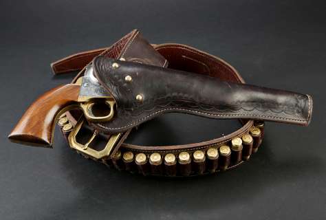 GODLESS - Frank Griffin (Jeff Daniels) Gun Holster with Gun