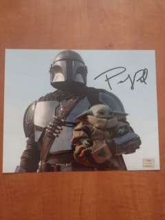 Star Wars: The Mandalorian - Signed by Pedro Pascal (Din Djarin) - w/ PMA COA | Catawiki