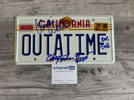 Signed Replica License Plate - Back to the Future - Christopher Lloyd, Claudia Wells & Bob Gale - Autograph COA | Catawiki