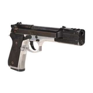 LEON: THE PROFESSIONAL (1994) - Lot 245 - Leon‘s (Jean Reno) Screen-matched Compensated Two-Tone Beretta 92FS