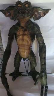 Gremlins 1/1 Life size 78 cm height | Catawiki