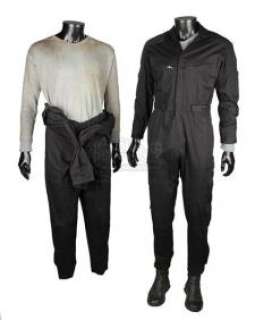 THE ONE (2001) - Lot 338 - Gabe Law/Gabriel Yulaw‘s (Jet Li) Costumes