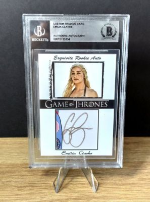 Game of Thrones - Emilia Clarke - Daenerys Targaryen - Authentic Autograph - Beckett | Catawiki
