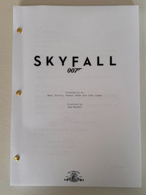 James Bond 007: Skyfall, (2012) - Daniel Craig, Javier Bardem, Judi Dench, Noamie Harris, Ralph Fiennes - MCM | Catawiki