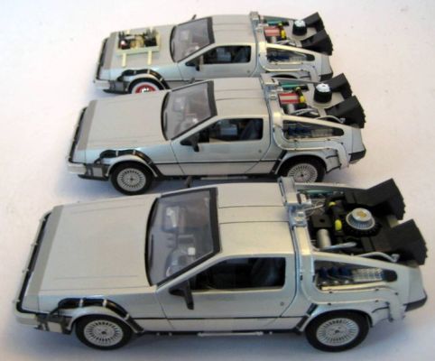 Back to the Future - Michael J. Fox, Christopher Lloyd, - 3 DeLoreans from Back to the Future 1, 2 and 3 | Catawiki