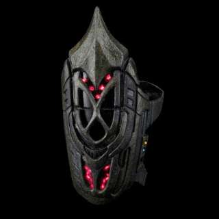PREDATORS (2010) - Lot #276 : Berserker‘s (Brian Steele) Predator Light-Up Gauntlet