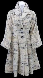 Lot 42 - Batman Returns - Selina Kyle‘s Coat (Michelle Pfeiffer)