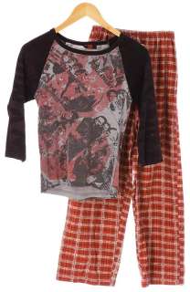 Lot 340 - "Sarah" as played by Kristen Stewart costume from Panic Room.