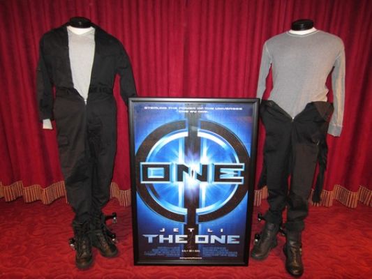 JET LI - Incredible Autographed THE ONE Movie Poster & Screen Worn Costumes | eBay US
