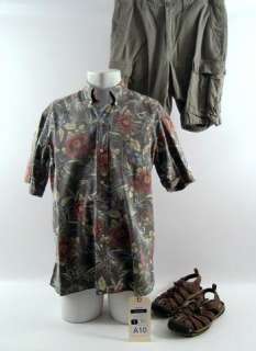 Lot 207 - Dolphin Tale 2 Dr. Clay Haskett (Harry Connick Jr.) Movie Costumes