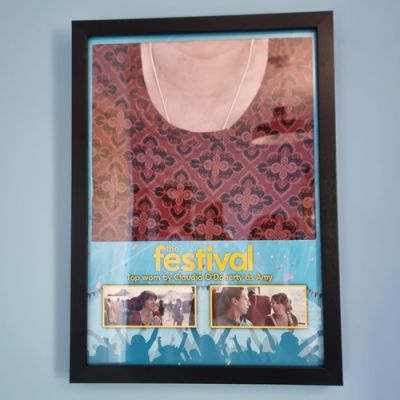 The Festival 2018 Screen Used Film Movie Prop Amy’s Top COA Inbetweeners | eBay Europe (Buy It Now)