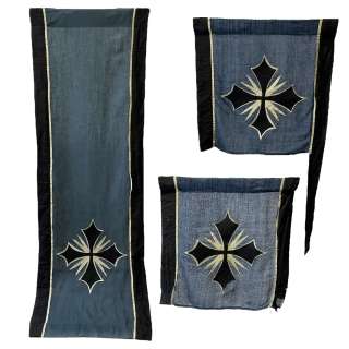 Lot 5 - Vikings Valhalla King Canute Bradley Freegard Screen Used Flag Set - Lot #5 - Vikings Valhalla King Canute Bradley Freegard Screen Used Flag Set: Authentic Auction Item | VIP Fan Auctions
