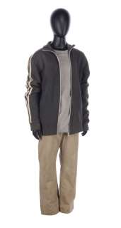 HARRY POTTER AND THE PRISONER OF AZKABAN (2004) - Lot #189 : Harry Potter‘s (Daniel Radcliffe) Knight Bus and Leaky Cauldron Ensemble