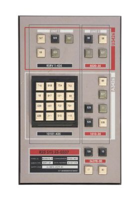 Star Trek: Enterprise - Lot #422 - NX-01 Enterprise Bridge Wall Panel