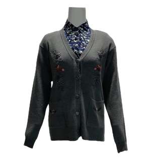 Everything Everywhere All at Once Evelyn Wang (Michelle Yeoh) Screen Worn Sweater & Button-Up Shirt Ch 14 Sc 14,93 | VIP Fan Auctions