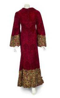 JULIE ANDREWS DARLING LILI GOWN | Julien’s