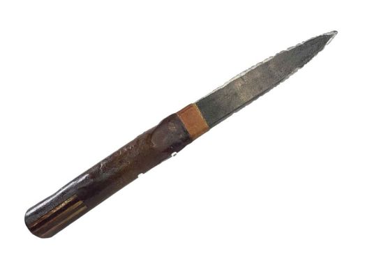 Lot 148 - Kingdom of the Planet of the Apes (2024) - Sylva (Eka Darville) Stunt Knife