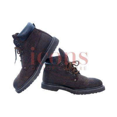 Lot 17 - 8MM - Tom Welles’s (Nicolas Cage) Boots - 64-17 | Icons of Pop Culture