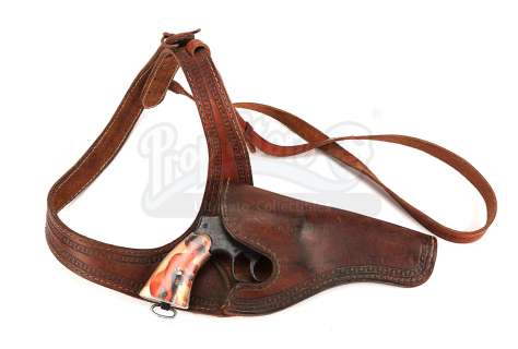 FURY (2014) - Lot 276 - Don "Wardaddy" Collier‘s (Brad Pitt) M1917 Revolver and Holster