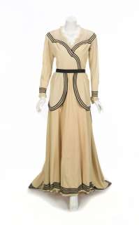 Lot 255 - YVONNE DE CARLO SCARLET ANGEL GOWN