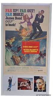 James Bond 007: on Her Majesty’s Secret Service | James Bond 007: On Her Majesty’s Secret Service - Original vintage Poster in deluxe Display, Framed with 3 signed photos - see description | Catawiki