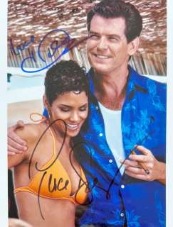 James Bond 007: Die Another Day - Double signed by Pierce Brosnan and Halle Berry, w | Catawiki