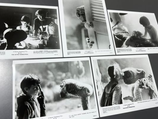 Original Set of 5 Lobby Cards (Universal Pictures, USA edition) - E.T. the Extra-Terrestrial (1982) | Catawiki
