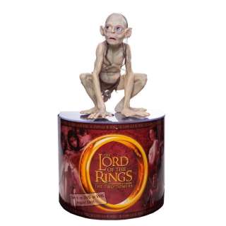 THE LORD OF THE RINGS: THE TWO TOWERS (2002) - Lot #887 : Life-Size Gollum Statue In-Store Display