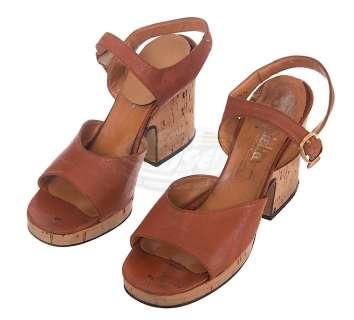 Lot 405 - Walk Hard: The Dewey Cox Story - Darlene Madison‘s Platform Sandals (Jenna Fischer)