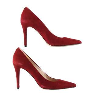 Lot #142 – House of Cards (2013-2018) Jackie Sharp Molly Parker Screen Worn Shoes Ep 309