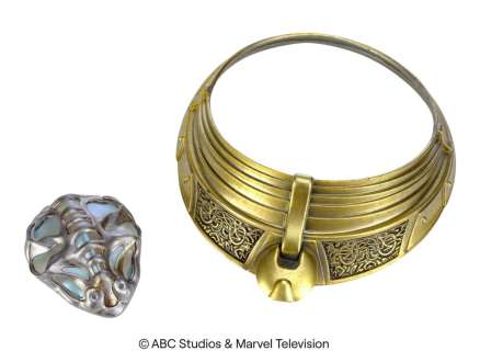 MARVEL‘S AGENTS OF S.H.I.E.L.D. (2013-2020) - Lot #54: Lorelei‘s Stunt Asgardian Necklace with Chitauri Neural Link