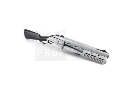 Lot 48 - Eureka - Prop Pulse Rifle (0068) also used in Arrow (CW)