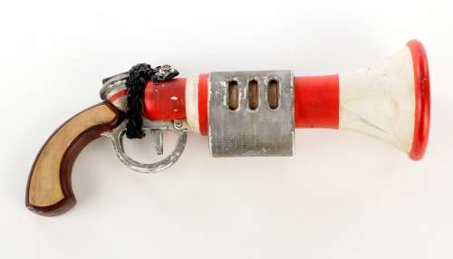 Dirk Gently’s Holistic Detective Agency | Air Gun prop from Dirk Gently’s Holistic Detective Agency. | Profiles in History