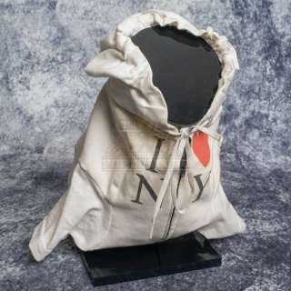 Men In Black – Frank the Pug’s Prototype “I Love NY” Hoodie – A553 | Icons of Pop Culture