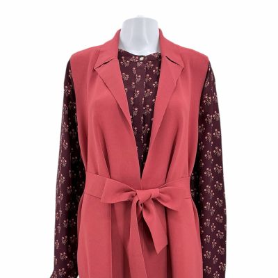 Lot 46: Poker Face Season 2 Dr Hamm (Margo Martindale) Screen Worn Vest W/ Collar & Blouse Ch 6 Sc 33 Ep 206 | VIP Fan Auctions