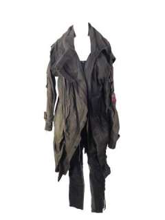 Resident Evil: The Final Chapter Alice (Milla Jovovich) Movie Costumes | Premiere Props