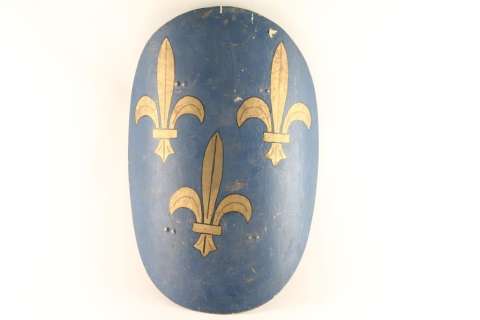 French Royal Shield Movie Prop. | misc / divers