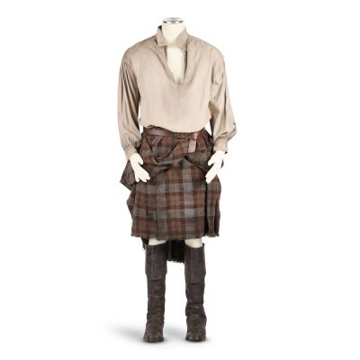 Lot 56 - Jamie’s costume worn at The Battle of Culloden Season 3, Episode 1, ’The Battle Joined’ 4 | Bonhams