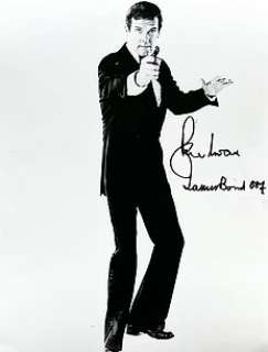 James Bond 007: Moonraker | James Bond 007: Moonraker - Roger Moore (007 - signed, with COA - with addition | Catawiki