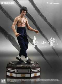 Bruce Lee - 1/3 Scale Statue - Version 2 - with display base and interchangeable clawed weapon - Blitzway | Catawiki