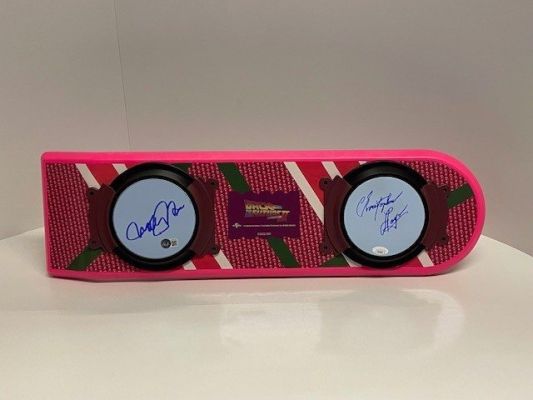 Back to the Future - Part II - Replica Hoverboard, signed by Michael J. Fox & Christopher Lloyd - JSA COA & Beckett | Catawiki